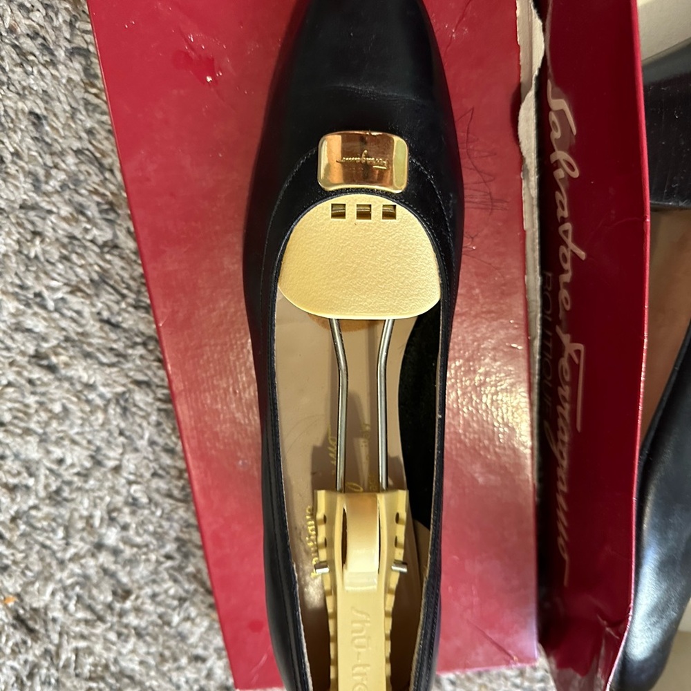 Salvatore Ferragamo Black Leather Flats